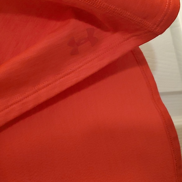 *2/$15* Bright Neon Pink Under Armour Cozy Coldgear Long Sleeve Shirt - Picture 5 of 5